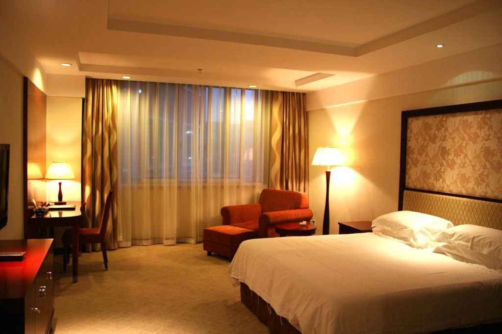 Hotel Karamay Petroleum 4*