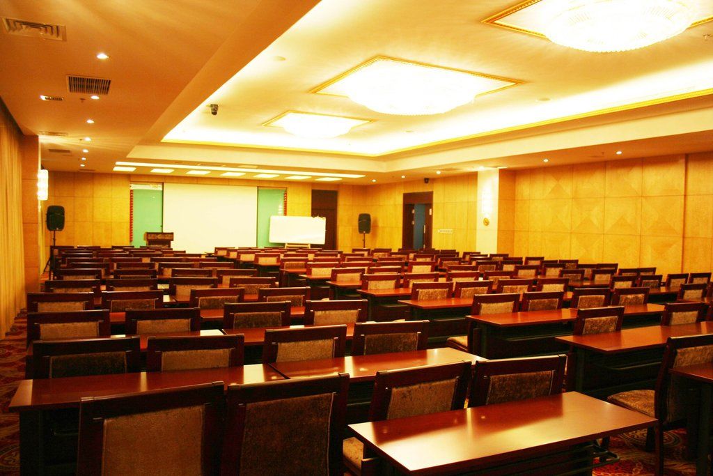 Karamay Petroleum 4* Shanghai