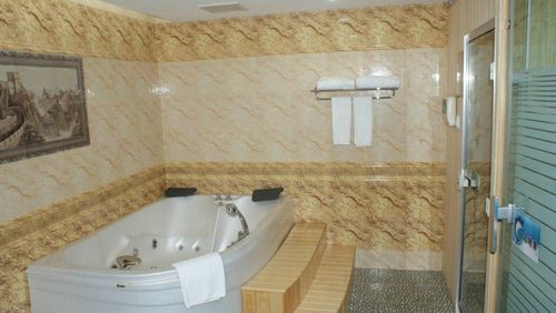 Karamay Petroleum 4*